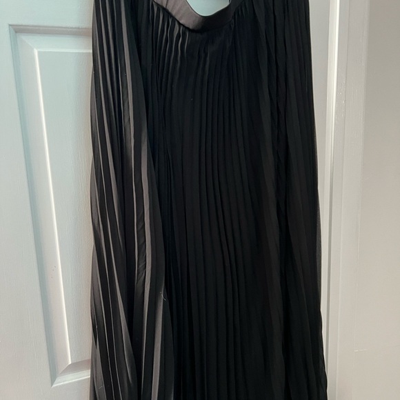 Torrid Black Wide Leg Pants - Picture 2 of 3